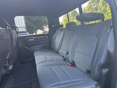 Used 2019 RAM 1500 Big Horn AWD/4WD image 23