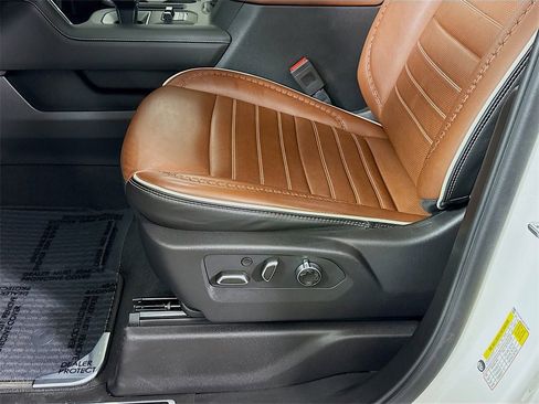 Used 2024 GMC Sierra 1500 Denali Ultimate image 28