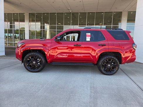 New 2026 Toyota 4Runner 4WD image 4
