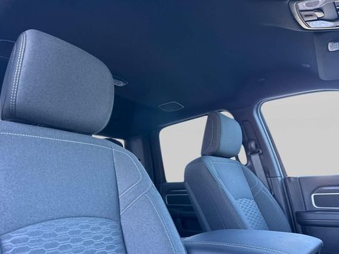 New 2026 RAM 3500 Big Horn AWD/4WD image 17