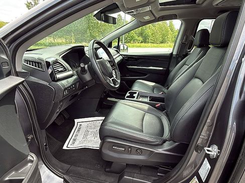 Used 2023 Honda Odyssey Touring image 25
