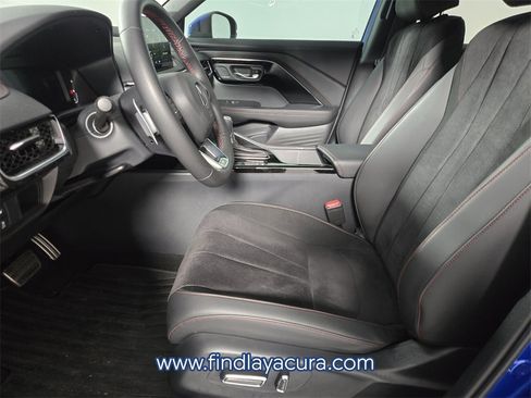 Used 2025 Acura ADX A-Spec image 11
