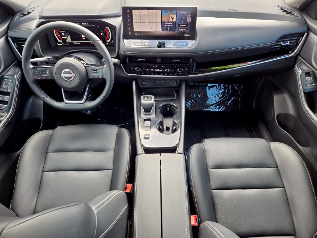 Certified 2024 Nissan Rogue SL w/ SL Premium Package FWD image 15