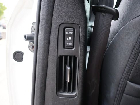 Used 2025 Honda Odyssey Sport-L image 23