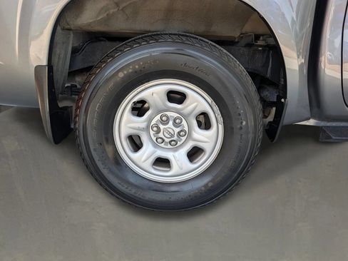 Used 2022 Nissan Frontier S w/ Technology Package RWD image 11