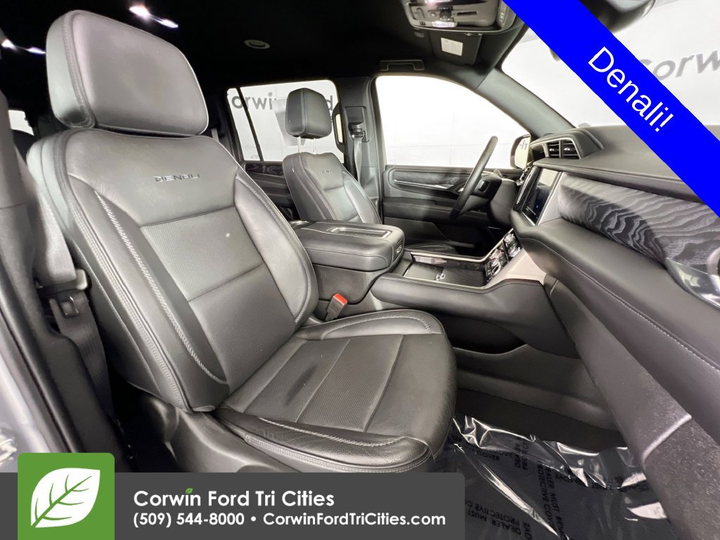 Used 2024 GMC Yukon XL Denali AWD/4WD image 19