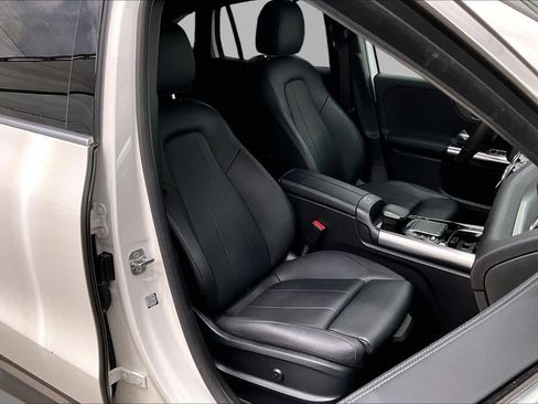 Certified 2023 Mercedes-Benz GLA 250 4MATIC image 9