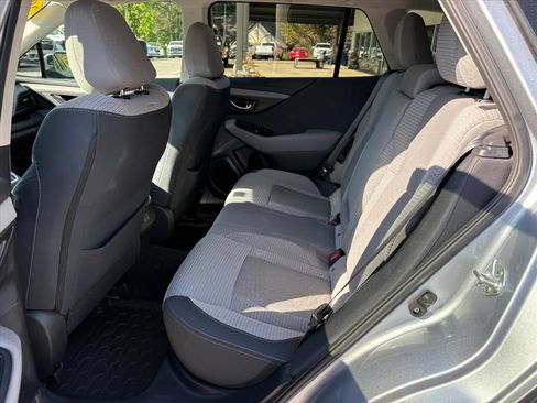 Used 2024 Subaru Outback Premium AWD/4WD image 20