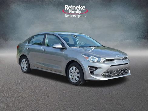 Used 2021 Kia Rio S FWD image 3