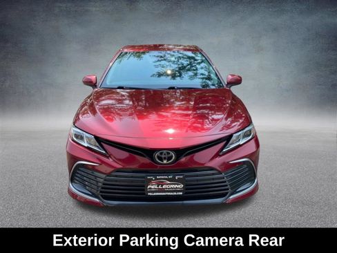 Used 2021 Toyota Camry LE FWD image 10