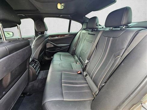 Used 2019 BMW 540i image 12