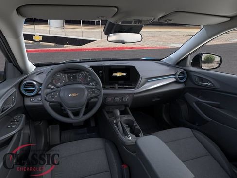 New 2026 Chevrolet Trax LS FWD image 17