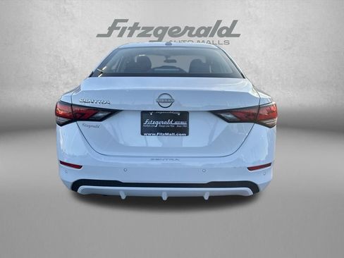 Used 2025 Nissan Sentra SV image 6