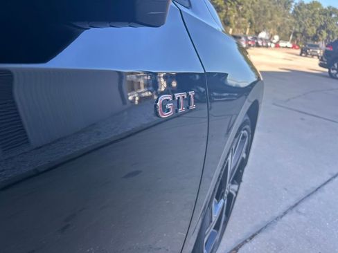New 2026 Volkswagen GTI SE FWD image 34