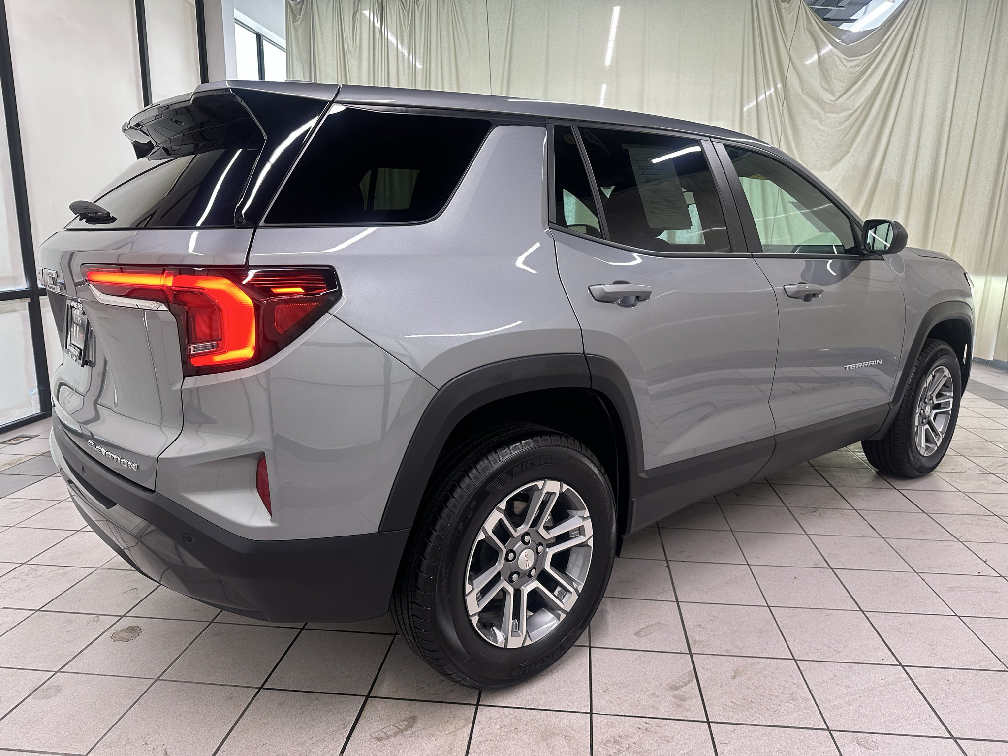 Used 2026 GMC Terrain Elevation AWD/4WD image 3