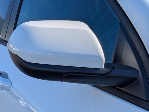 New 2026 Chevrolet Equinox LT image 12