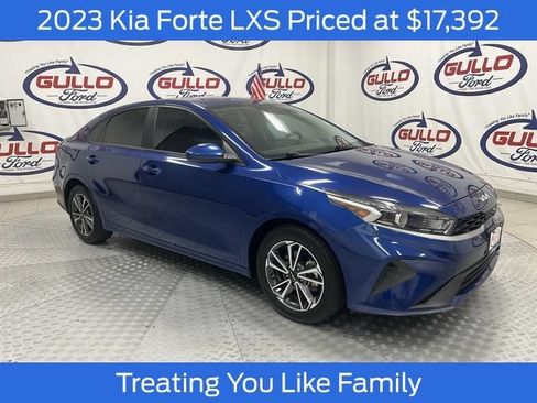 Used 2023 Kia Forte LXS FWD image 1
