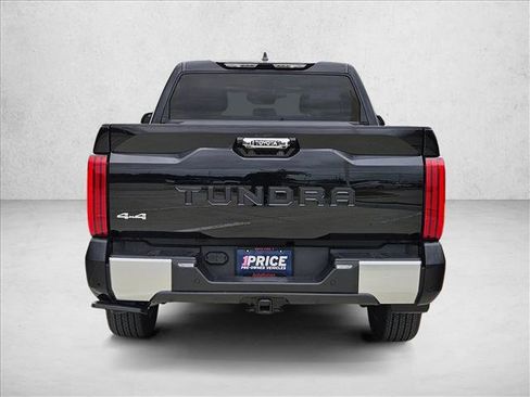 Used 2025 Toyota Tundra Limited AWD/4WD image 6