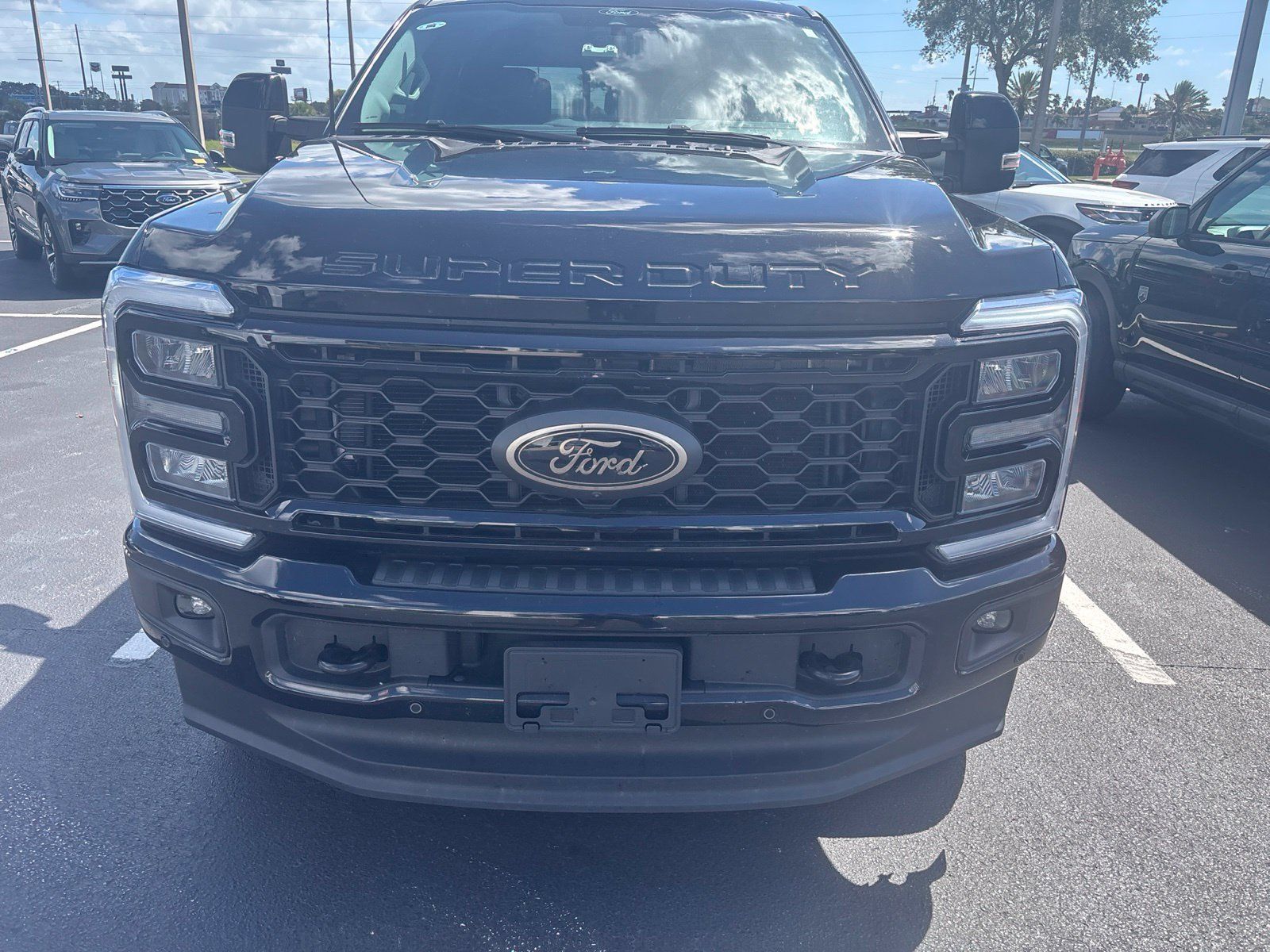 Used 2025 Ford F250 Lariat w/ Lariat Ultimate Package AWD/4WD image 1