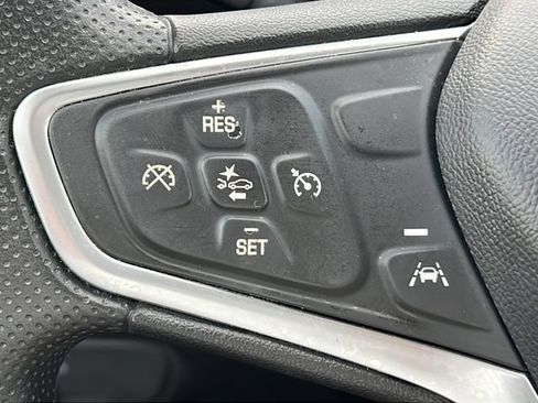 Used 2022 Chevrolet Equinox LS w/ LS Convenience Package AWD/4WD image 20