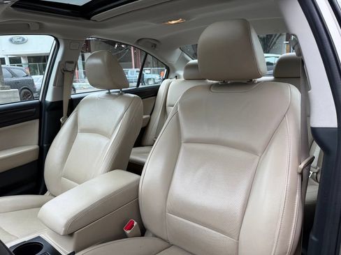 Used 2015 Subaru Legacy 2.5i Limited AWD/4WD image 25