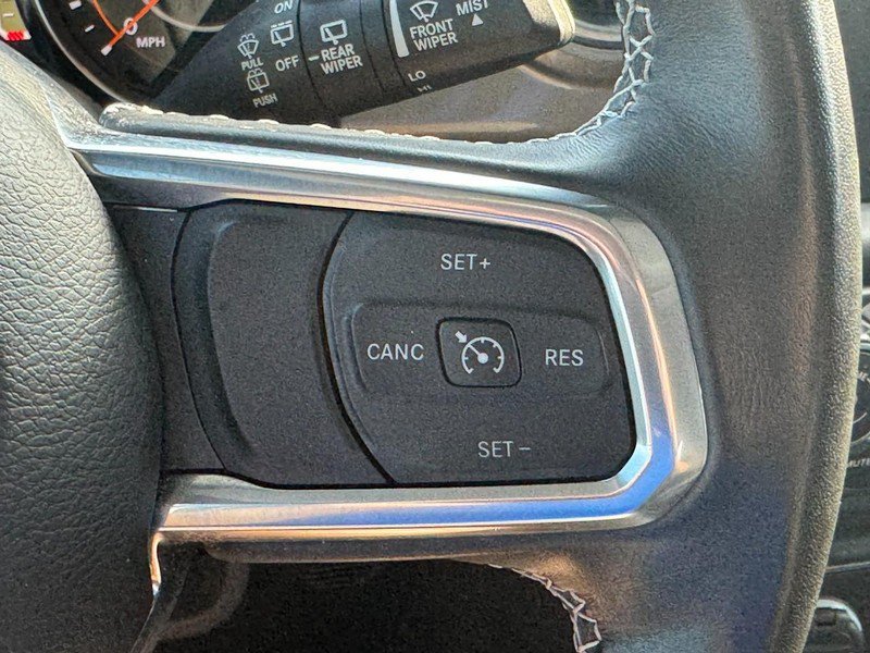 Used 2022 Jeep Wrangler Unlimited Sahara w/ Cold Weather Group AWD/4WD image 20