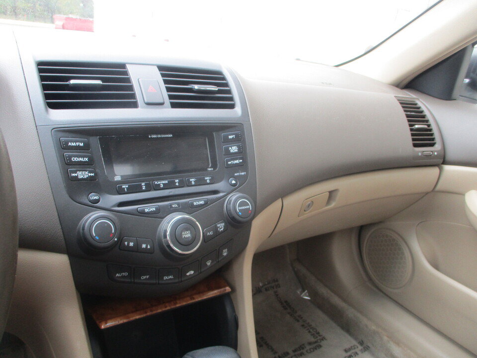Used 2003 Honda Accord EX image 40