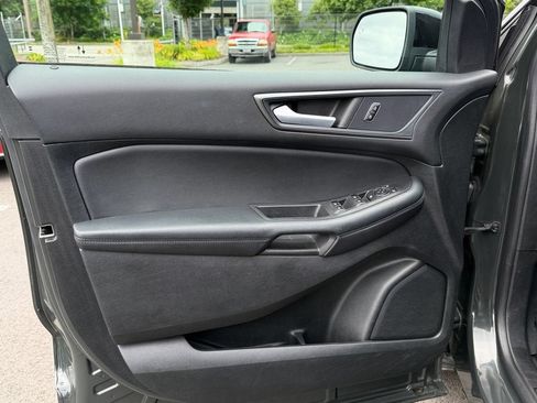 Used 2024 Ford Edge SE w/ Black Appearance Package AWD/4WD image 20