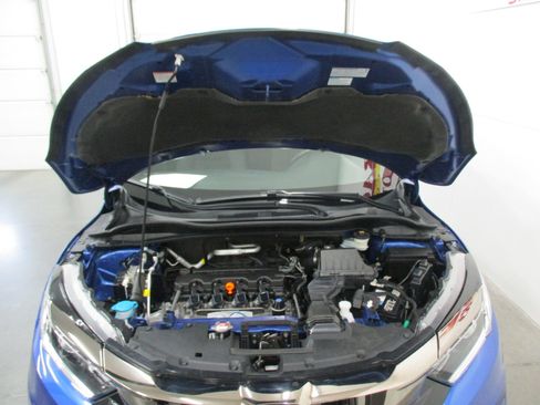 Used 2021 Honda HR-V Sport image 25