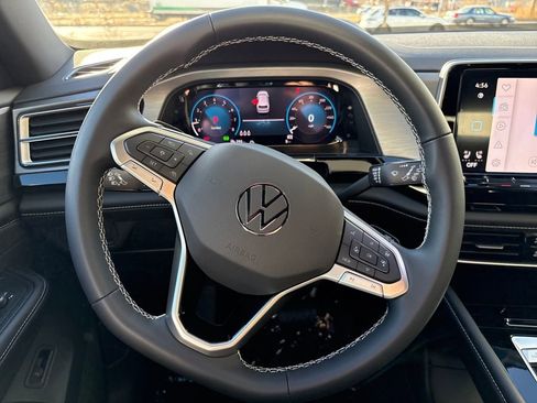 New 2026 Volkswagen Atlas Cross Sport SE image 14