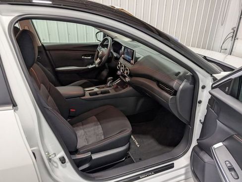 Used 2024 Nissan Sentra SR image 27