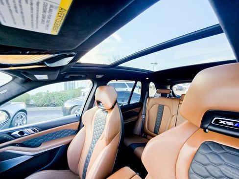 Used 2023 BMW X5 M w/ Competition Package image 9