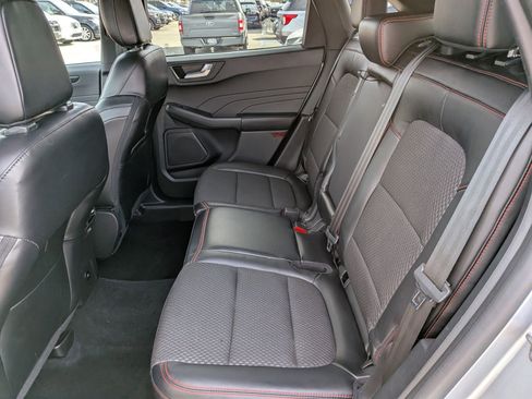 Certified 2023 Ford Escape ST-Line Select w/ Tech Pack #1 image 17