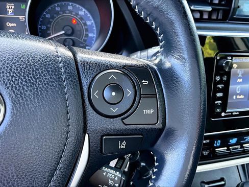 Used 2018 Toyota Corolla iM w/ All-Weather Mat Package FWD image 23