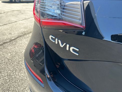 Used 2025 Honda Civic Sport image 26