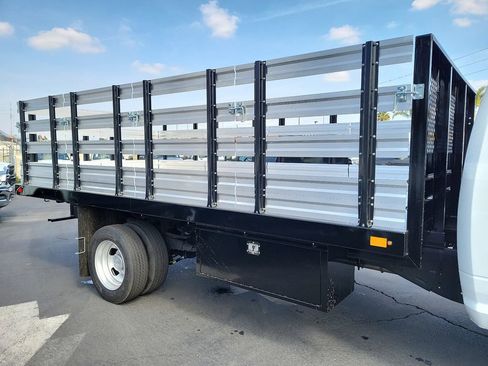 New 2023 RAM 5500 Tradesman image 10