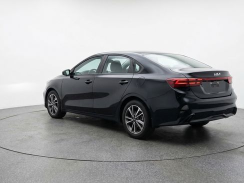 Used 2024 Kia Forte LXS FWD image 6