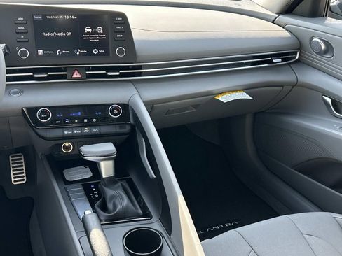 New 2026 Hyundai Elantra Sport image 21