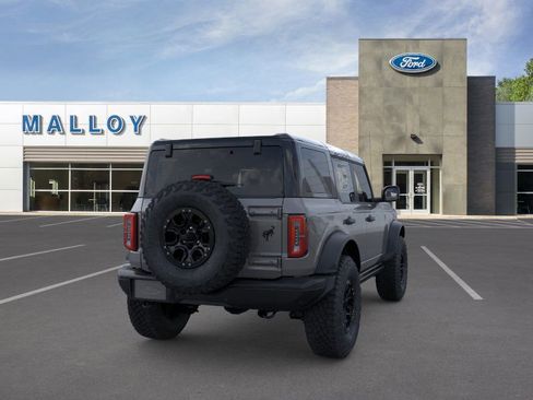 New 2026 Ford Bronco Badlands image 8