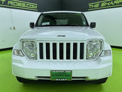Used 2012 Jeep Liberty Sport AWD/4WD image 3