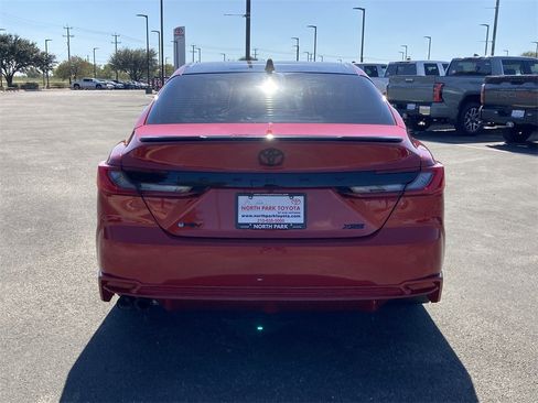 New 2026 Toyota Camry Hybrid image 6