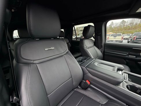 New 2026 Ford Expedition Max Platinum w/ Stealth Appearance Package image 32