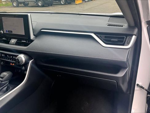 Used 2024 Toyota RAV4 XLE image 13