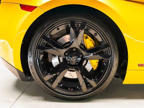 Used 2008 Lamborghini Gallardo AWD/4WD image 32
