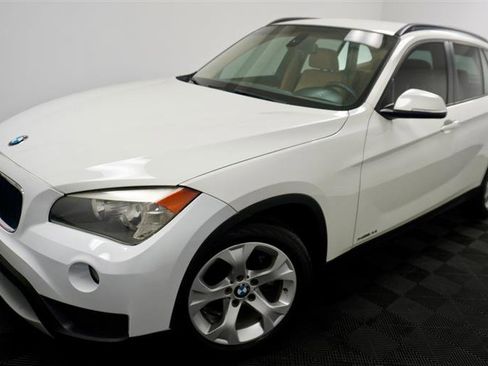 Used 2014 BMW X1 sDrive28i image 2