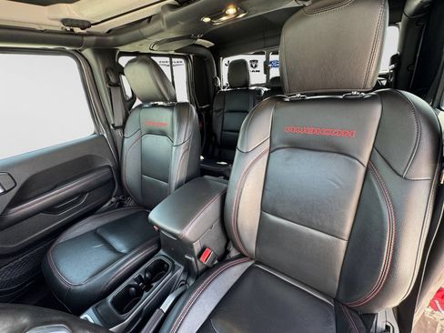 Used 2021 Jeep Gladiator Rubicon AWD/4WD image 19