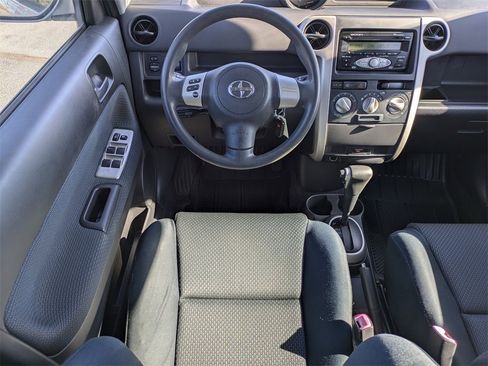 Used 2006 Scion xB image 18