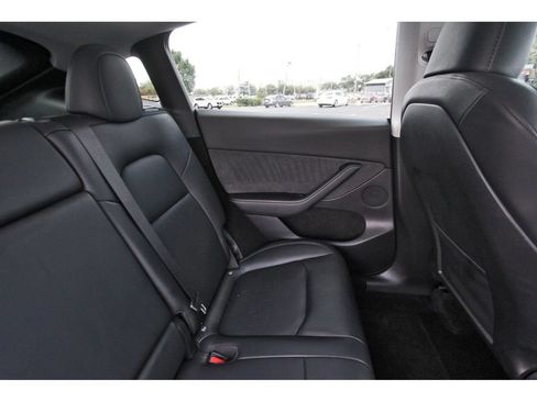 Used 2023 Tesla Model Y Long Range AWD/4WD image 14