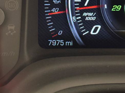 Used 2015 Chevrolet Corvette Z06 w/ 3LZ Preferred Equipment Group RWD image 12