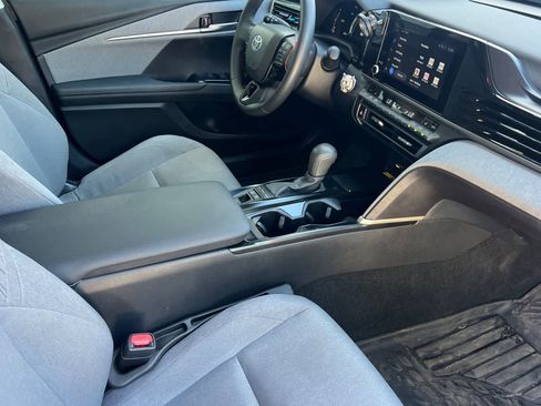 Used 2025 Toyota Camry LE w/ Convenience Package FWD image 17